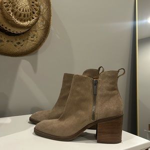 Lucky Brand Women's Basel Ankle Bootie